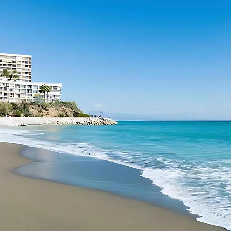 Cozy Apartment With Large Terrace Torremolinos Zewnętrze zdjęcie