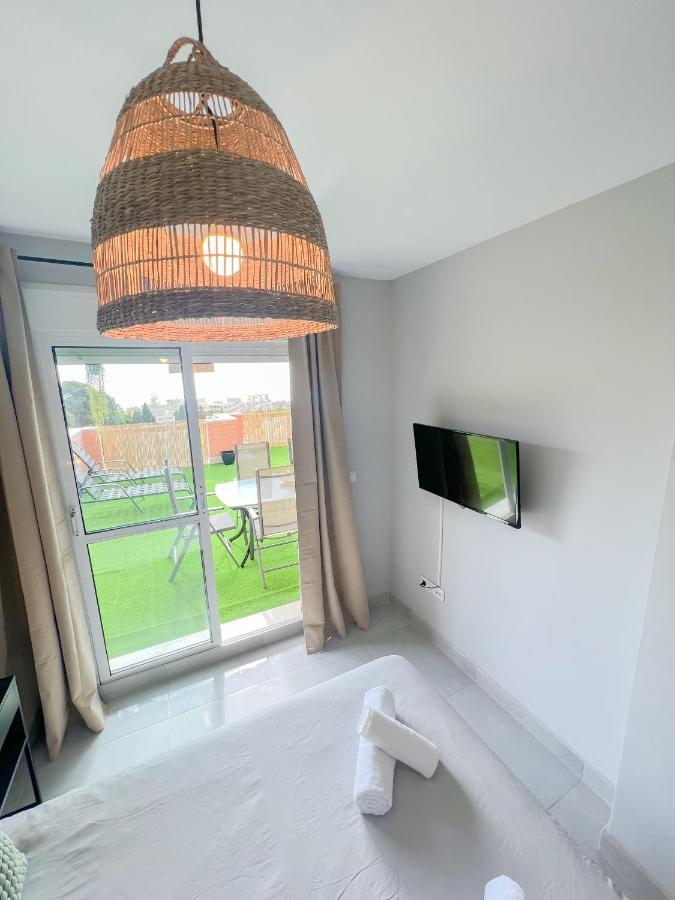 Cozy Apartment With Large Terrace Torremolinos Zewnętrze zdjęcie