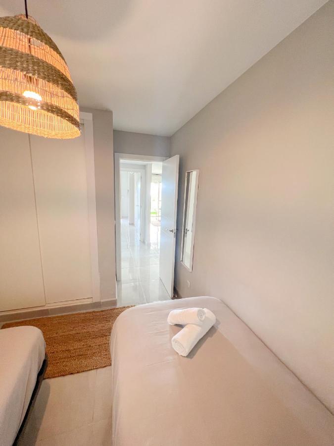 Cozy Apartment With Large Terrace Torremolinos Zewnętrze zdjęcie